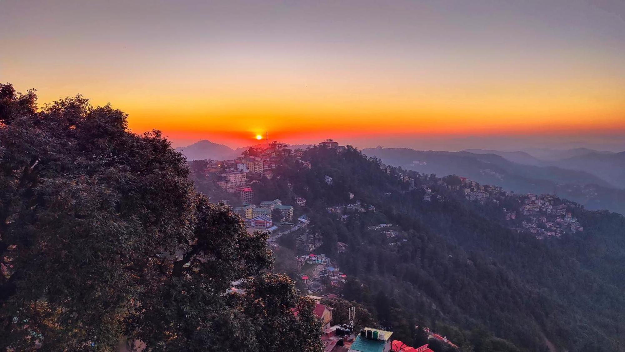 The Ashoka Inn 300Mts Walkable From Mall Road Shimla Eksteriør bilde