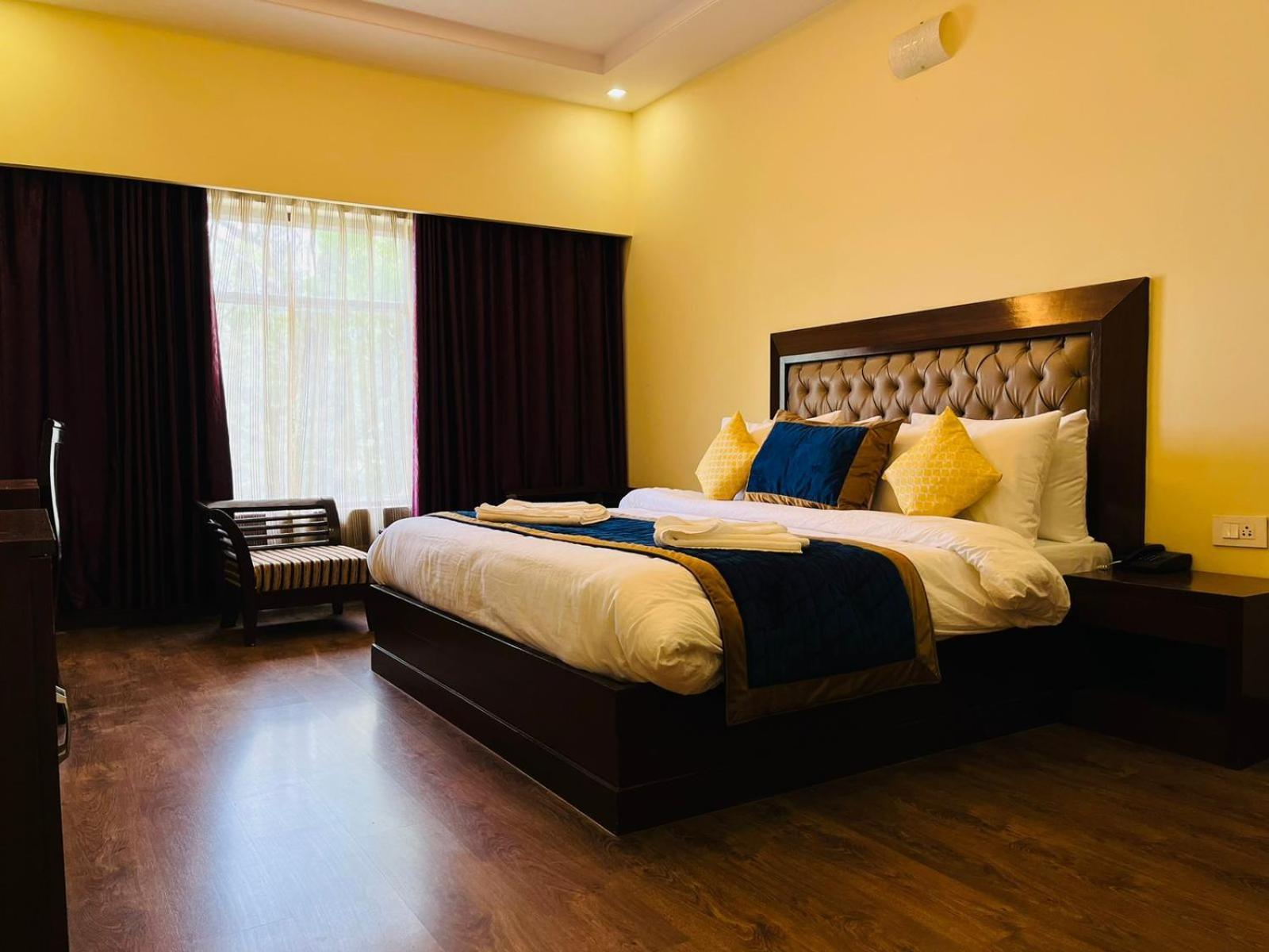 The Ashoka Inn 300Mts Walkable From Mall Road Shimla Eksteriør bilde