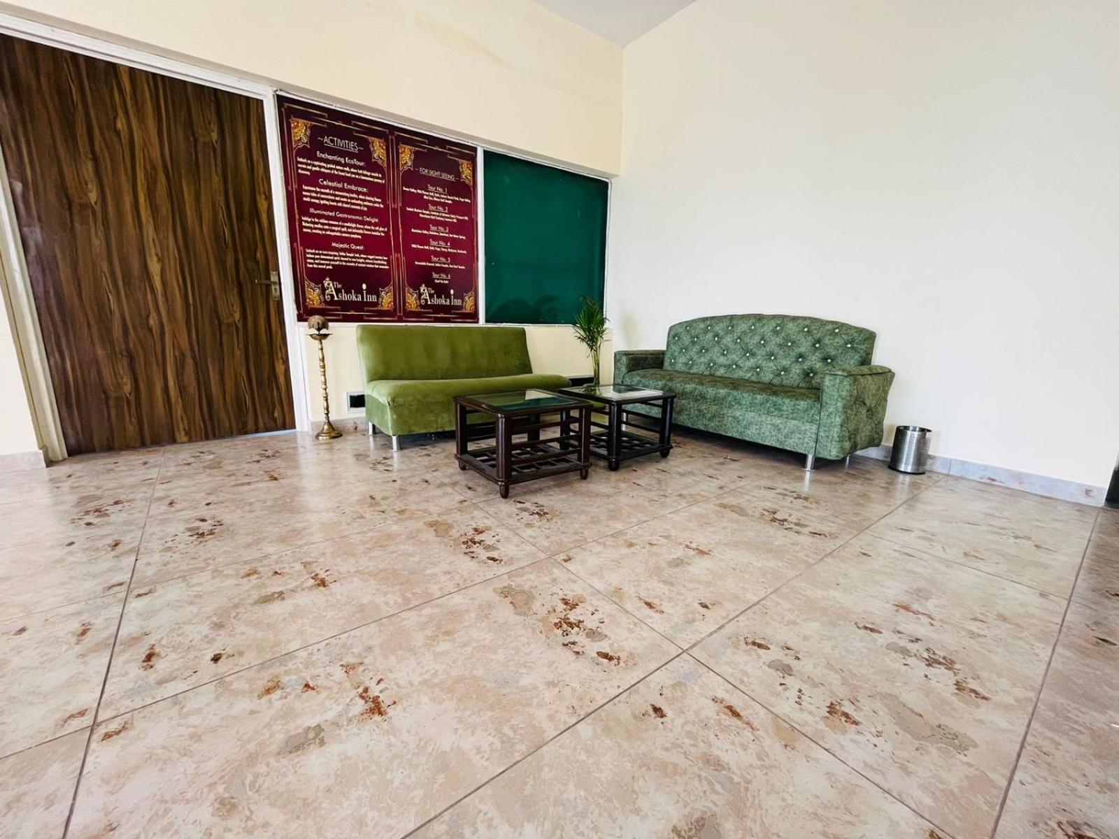 The Ashoka Inn 300Mts Walkable From Mall Road Shimla Eksteriør bilde