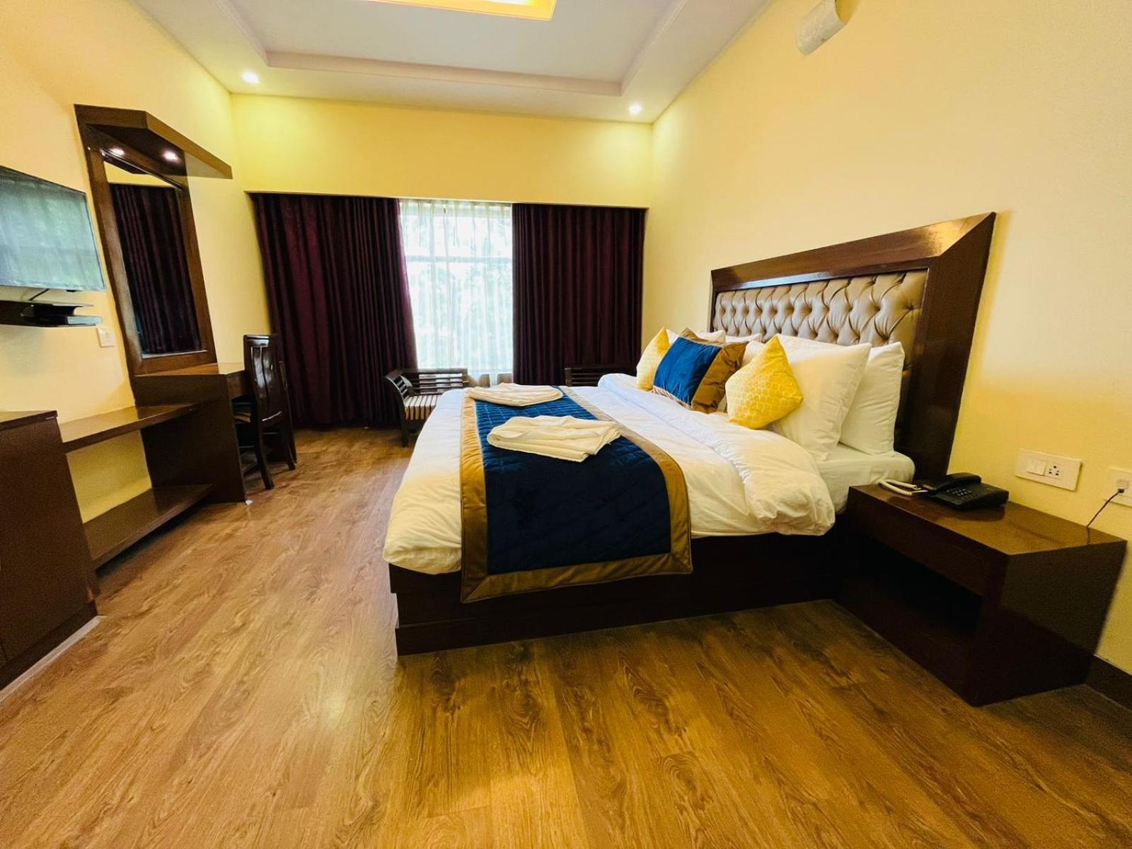 The Ashoka Inn 300Mts Walkable From Mall Road Shimla Eksteriør bilde
